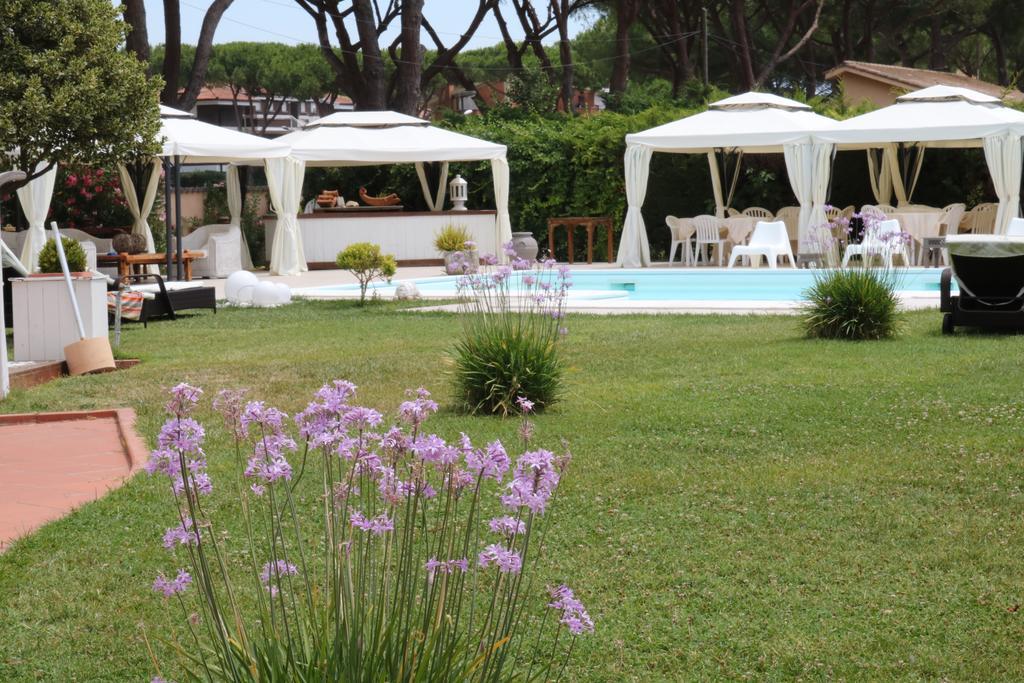 Hotel Velcamare Tarquinia Εξωτερικό φωτογραφία